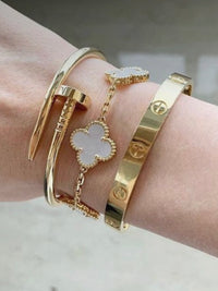 Demi Clover Bracelet